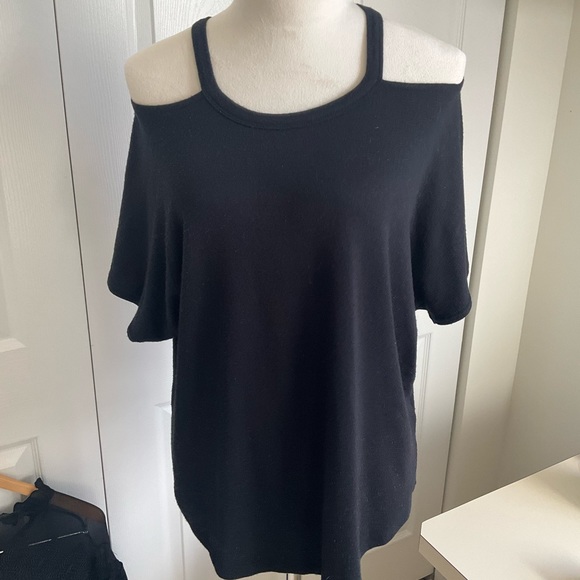 Rag & Bone BLK Cold Shoulder Sweater - Picture 1 of 4